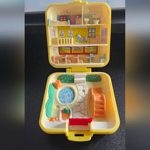 1989 Polly Pocket Midge's Play School - Blue Bird